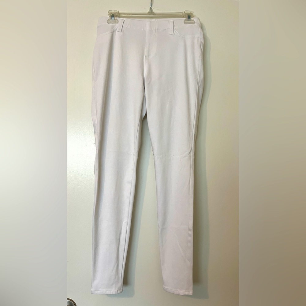 Faded Glory White Jeggings